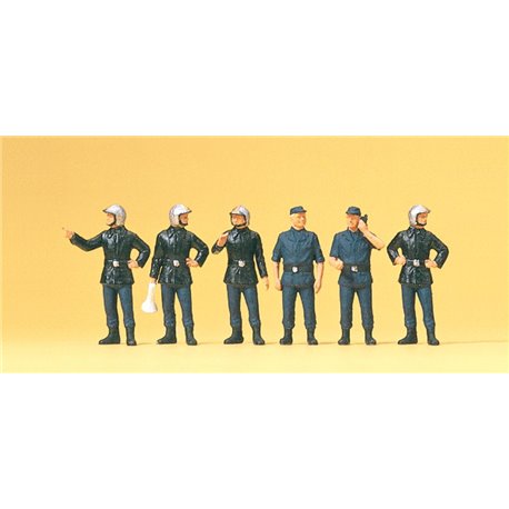 French Firemen with Modern Helmets (6) Exclusive Figure Set