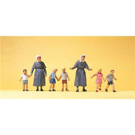 Nuns (2) with Children (5) Exclusive Figure Set